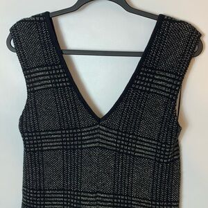 Zara Women’s Black and Gray Plaid Knit V-Neck Wide Leg Jumpsuit • Size Medium